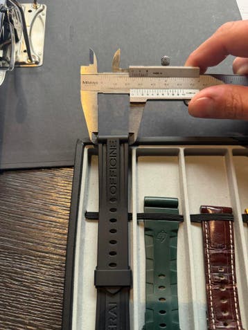 Horloge Diverse originele Panerai Band (en) en sluitingen, Gebruikt