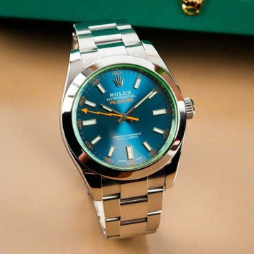 Rolex - Milgauss Z-Blue Dial Green Sapphire - 116400, Nieuw