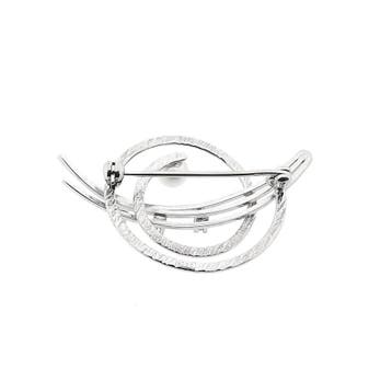 Witgouden broche gezet met een parel en diamanten; 0,07 ct., Sieraden, Tassen en Uiterlijk, Broches, Gebruikt, Ophalen of Verzenden