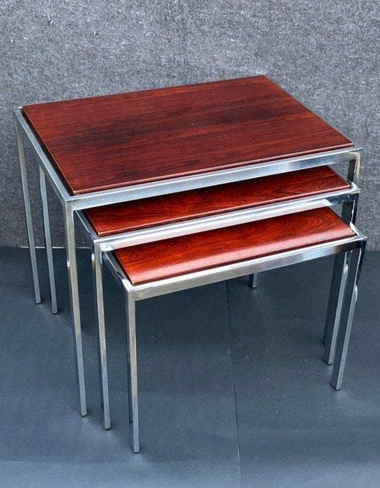 Set bijzettafels - Hout, Staal - Drie bijzettafeltjes, Antiek en Kunst, Kunst | Designobjecten