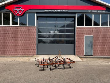 Triltand cultivator, Veehouderij, Grondbewerking
