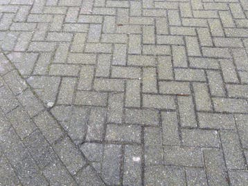 Gebruikte betonklinkers UTRECHT, losgestort zwart 21x10,5..., Ophalen of Verzenden, Gebruikt, Klinkers