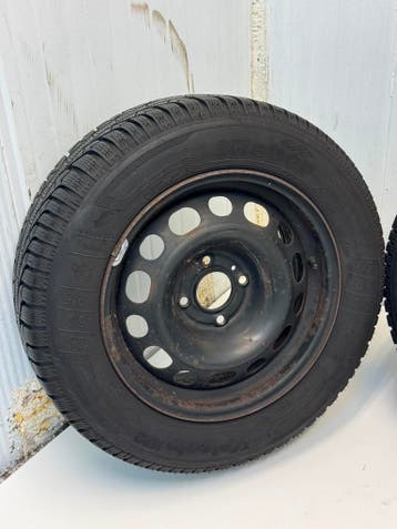 Citroen C4 bj.2010 15 inch winterset met banden 4x108, Gebruikt, 15 inch, Banden en Velgen, Winterbanden