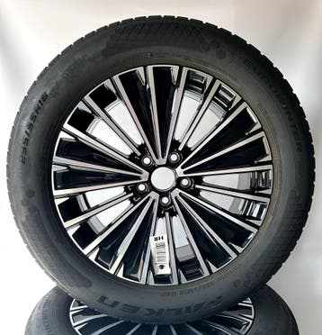 Volkswagen Tiguan Tayron | 18 inch Velgen + Winterbanden, Auto-onderdelen, Banden en Velgen, 18 inch, Gebruikt, Banden en Velgen