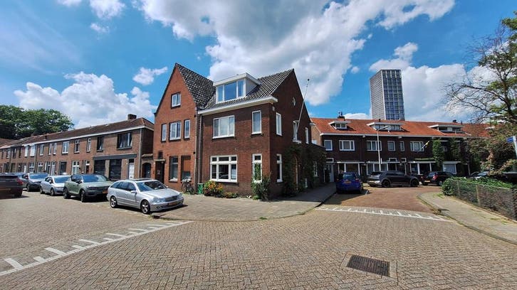 Te huur: Kamer Prunusstraat in Tilburg, Huizen en Kamers, Kamers te huur