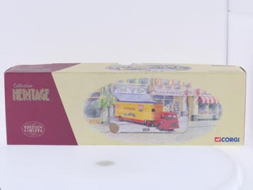 Schaal 1:50 Corgi NEW OLD STOCK 71901 Renault JL 20 met F..., Hobby en Vrije tijd, Ophalen of Verzenden, Nieuw, Corgi