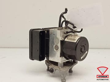 Mercedes C Klasse W204 ABS Pomp A1724314212, Ophalen, Gebruikt, Mercedes-Benz