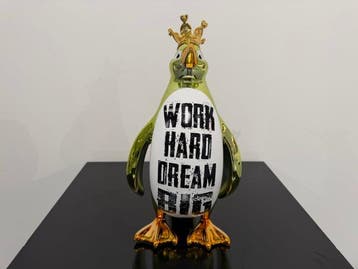 Van Apple - Penguin - Work Hard Dream Big