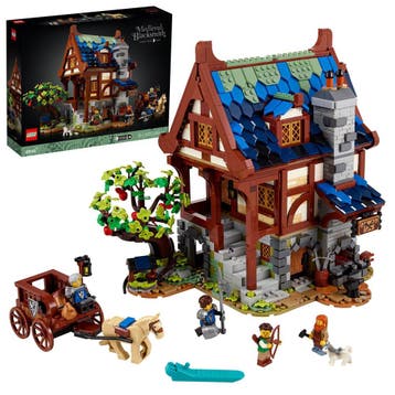 LEGO Ideas - Medieval Blacksmith 21325, Ophalen of Verzenden, Nieuw