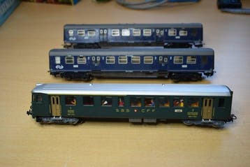 Märklin, onbekend H0 - Modeltrein personenwagen (3) - 2 NS, Nieuw