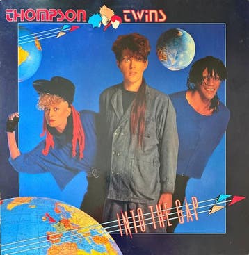 LP gebruikt - Thompson Twins - Into The Gap, Verzenden, Zo goed als nieuw, Overige formaten