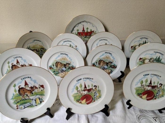 Limoges - Bord (12) - Collectie Franse kazen - Porselein -, Antiek en Kunst, Antiek | Meubels | Tafels