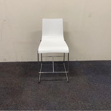 barkruk zithoogte 61 cm, wit - chroom, Huis en Inrichting, Barkrukken, Ophalen of Verzenden, Gebruikt