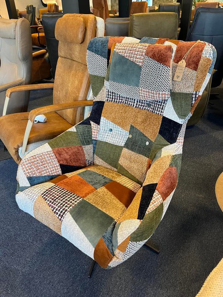 Bijzonder stoelen, bijzondere stoffen, bijzondere materialen, Huis en Inrichting, Fauteuils, Nieuw, Kunststof, Leer, Stof, Overige materialen