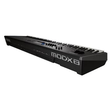 Yamaha MODX8 synthesizer, Muziek en Instrumenten, Synthesizers, Zo goed als nieuw