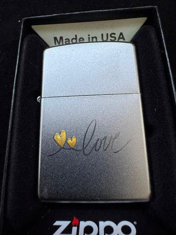Zippo - Zonder minimumprijs - Aansteker - Staal (roestvrij), Verzamelen, Rookartikelen, Aanstekers en Luciferdoosjes, Nieuw