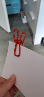 Knijper  ROOD (Overige Decoratie, Sierlint en Decoratie), Ophalen of Verzenden, Nieuw