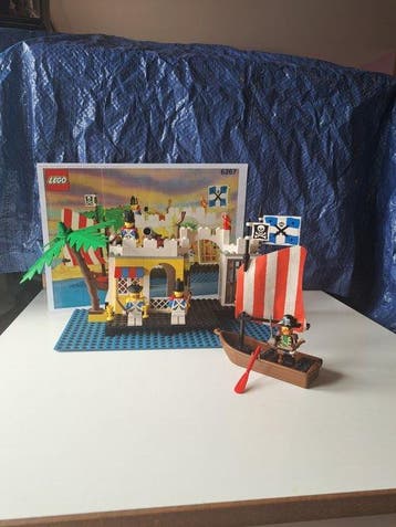 Lego Set - 6267 - Pirates - Pirates Lagoon Lock-Up, Kinderen en Baby's, Speelgoed | Duplo en Lego, Nieuw