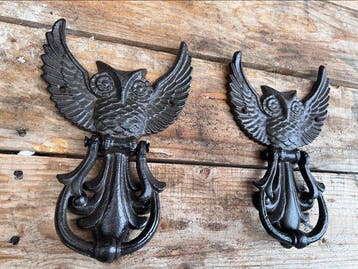 Decoratief ornament (2) - 2 uil deurkloppers - Europa - 2