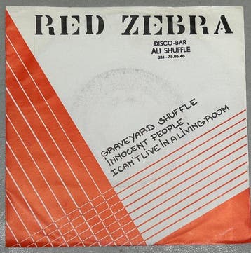 Red Zebra - 7 single with Graveyard Shuffle / Innocent, Nieuw in verpakking