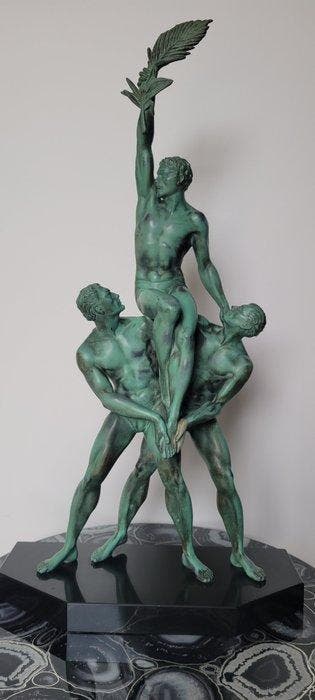 MAX LE VERRIER, PIERRE LE FAGUAYS - Beeld, TROPHEE - 64 cm -, Antiek en Kunst