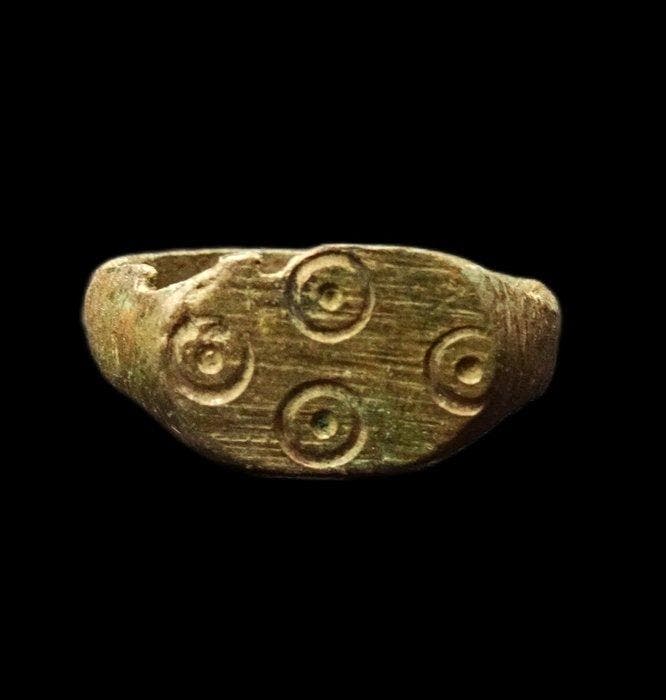 Oud-Romeins Romeinse ring van brons - 100/200 na Chr., Antiek en Kunst, Antiek | Overige Antiek