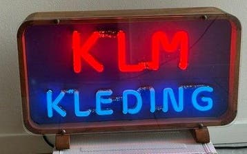 Willink & De Raad Den Haag - KLM Kleding - POS