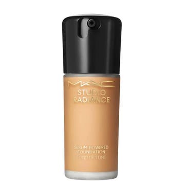MAC Cosmetics - Studio Radiance Serum Foundation - NC44, Ophalen of Verzenden, Nieuw, Gehele gezicht, Make-up