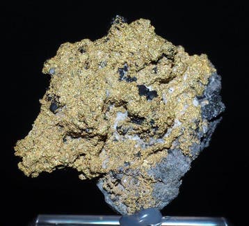 Goud Kristallen op matrix - Hoogte: 1.8 cm - Breedte: 1.7