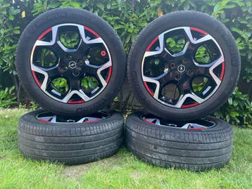 4x108 Opel Mokka velgen 215/55/18 zomerbanden, Ophalen, 18 inch, Banden en Velgen, Personenwagen