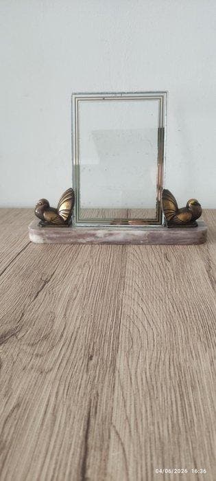 Inconnu - Inconnu - Fotolijst- Tablethouder / fotolijst -, Antiek en Kunst
