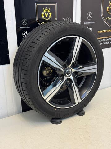 1 stuk Reservewiel Volvo V40 225/45R17 2019 5x108 31423871, Gebruikt, Banden en Velgen, 17 inch, Personenwagen