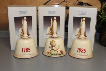 Figuur - M.I. Hummel Annual Bell 1985 3 Stück (3) - Keramiek
