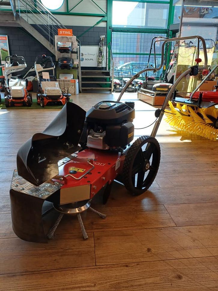 Meclean weedsweep onkruidborstelmachine ( nieuw ), Tuin en Terras, Overige Tuin en Terras, Nieuw, Ophalen