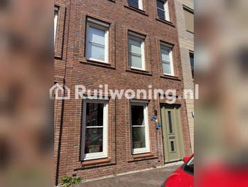 Ruim huis gezocht in Almere (Flevoland), Almere