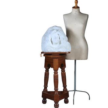Robuuste piëdestal of atelier bok ca 1890 voor presentatie v, Antiek en Kunst, Antiek | Meubels | Tafels, Ophalen of Verzenden