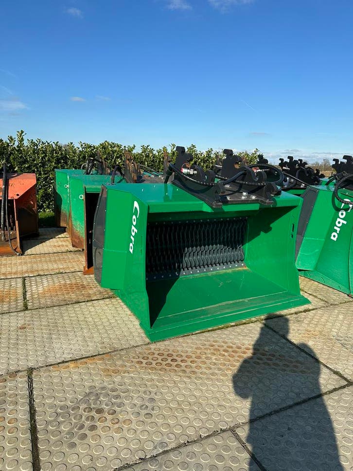 Diverse zeefbakken voor 20-28 tons graafmachine OP VOORRAAD, Zakelijke goederen, Machines en Bouw | Kranen en Graafmachines, Overige typen