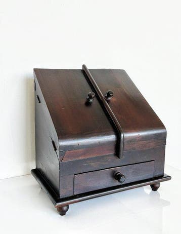 Kist - Antieke houten brievenkist - Hout