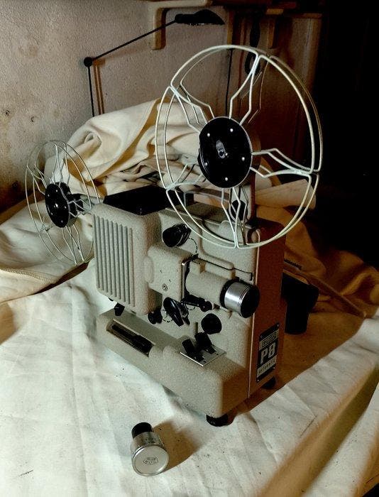 Eumig P8 automatic Filmprojector, Verzamelen, Fotografica en Filmapparatuur