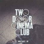 cd - Two Door Cinema Club - Tourist History, Verzenden, Zo goed als nieuw