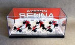 1:43 - Model raceauto - Ayrton Senna 3x World Champion -, Hobby en Vrije tijd, Modelauto's | 1:5 tot 1:12, Nieuw