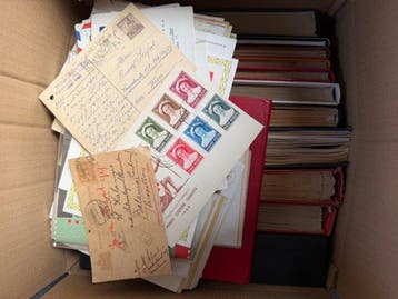 Wereld - Box full of albums, stamps, letters and many, Postzegels en Munten, Gestempeld