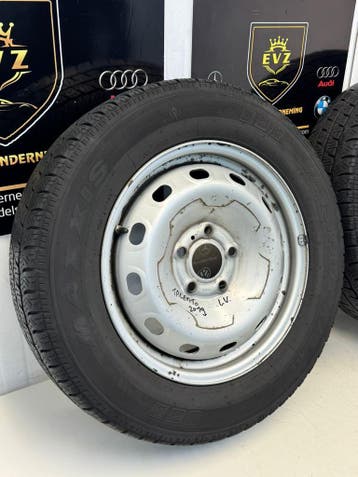 2 stuks 205/65R16C Fiat Talento bj.2019 velgen met banden, Gebruikt, 16 inch, Banden en Velgen, 205 mm