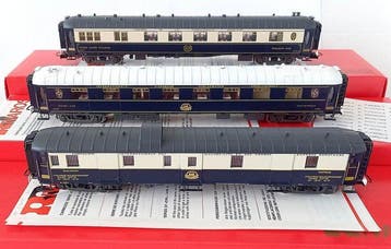 Rivarossi H0 - 3512 / 3511 / 2494 - Modeltrein, Nieuw
