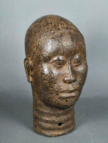 Prachtige koninklijke kop - bini /edo - Nigeria (Zonder