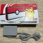 Nintendo - New 3DS XL - Nintendo New 2DS LL Poké Ball, Spelcomputers en Games, Nieuw