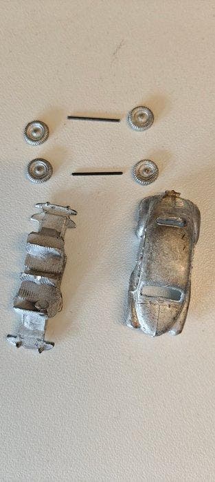 Top Models - Bouwpakket Vintage - Cast aluminium car body 4, Hobby en Vrije tijd, Nieuw