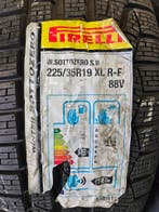 225/35/19 88V RSC PIRELLI WINTERBANDEN NIEUW MEGA ACTIE !, Auto-onderdelen, Banden en Velgen, Nieuw, Winterbanden, Band(en), Personenwagen
