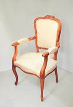 Fauteuil - Originele bekleding - Hout - Reliëfs uitgehouwen, Antiek en Kunst