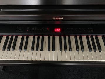 Digitale piano Roland HP330e, Ophalen, Gebruikt, Bruin, Digitaal